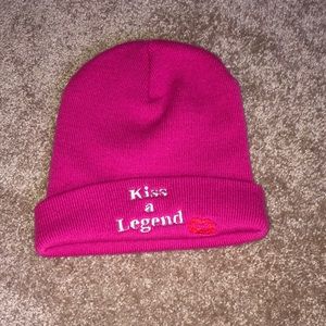 💋 KISS A LEGEND 💋💖 Cute winter hat from IRELAND 💚 Blarney Castle